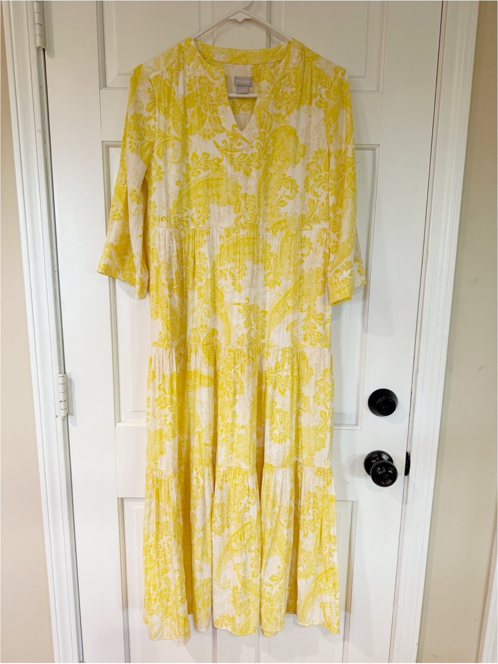 Chicos Tiered Sea Island Paisley Maxi Dress in Yellow Pineapple Size 00P (0/2P) - Picture 5 of 15